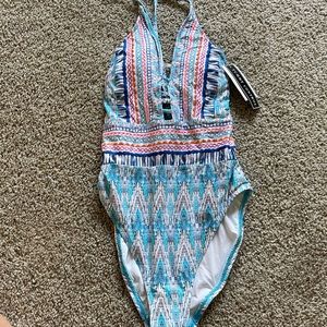 One piece bathing size 6 La Blanca edition OG price $125